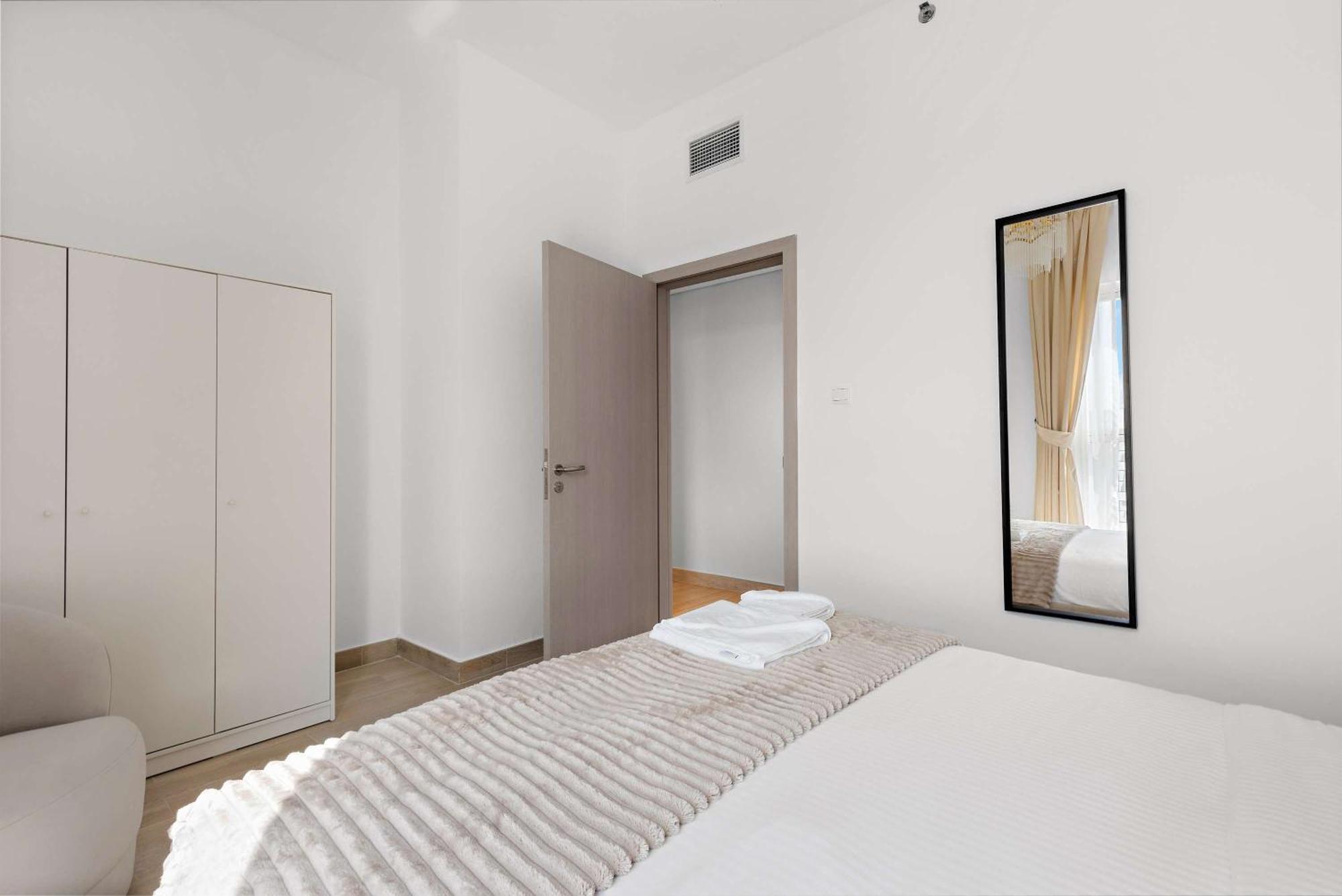 Silkhaus Luxury 3br And Maid In Water's Edge Apartment