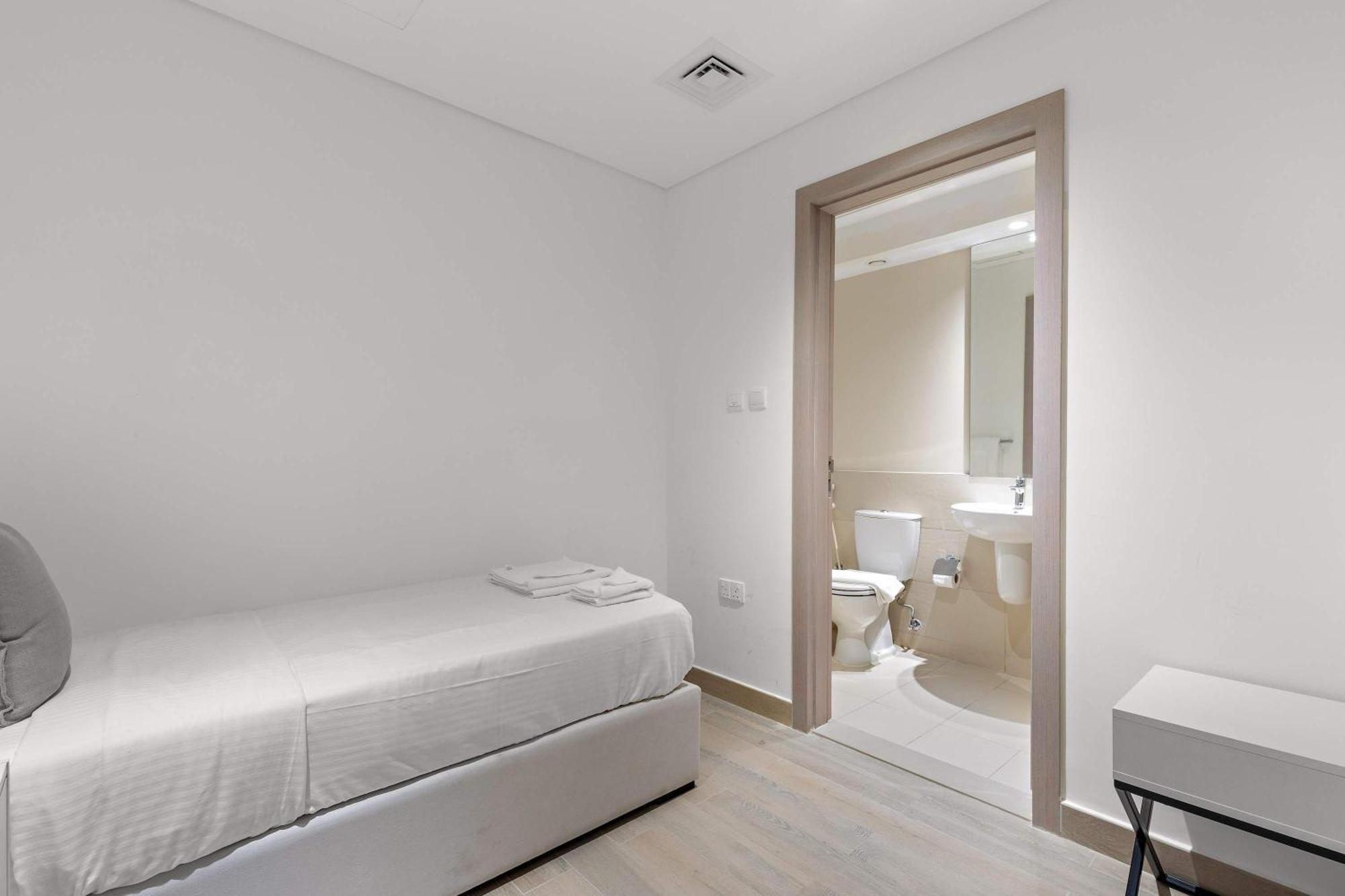 Apartment Silkhaus Luxury 3br And Maid In Water's Edge